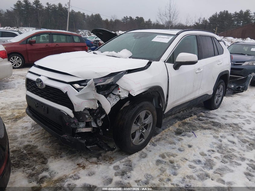 2025 Toyota Rav4 Xle