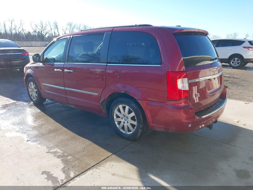 2014 Chrysler Town & Country Touring