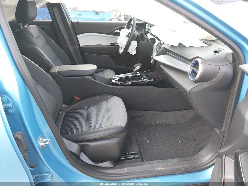 2025 Chevrolet Trax Fwd Lt