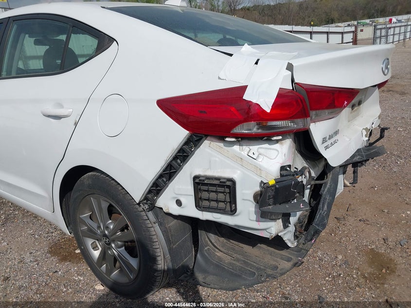 VIN 5NPD84LF3JH386368 2018 HYUNDAI ELANTRA SEL
