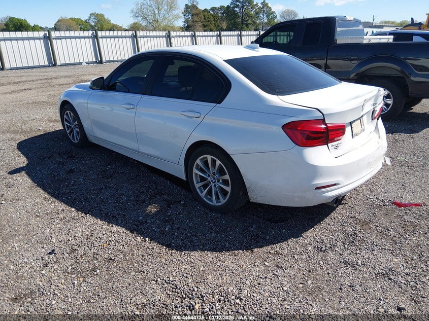 Vin: wba8e1g37hnu18223, lot: 45041569, bmw 320i 20173