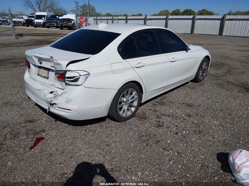 Vin: wba8e1g37hnu18223, lot: 45041569, bmw 320i 20174