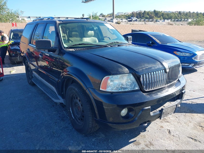 5LMFU28R44LJ33385 LINCOLN NAVIGATOR Photo 1