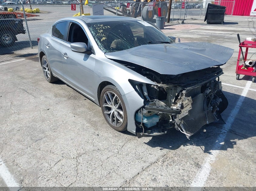 19UDE2F70LA010546 ACURA ILX Photo 1