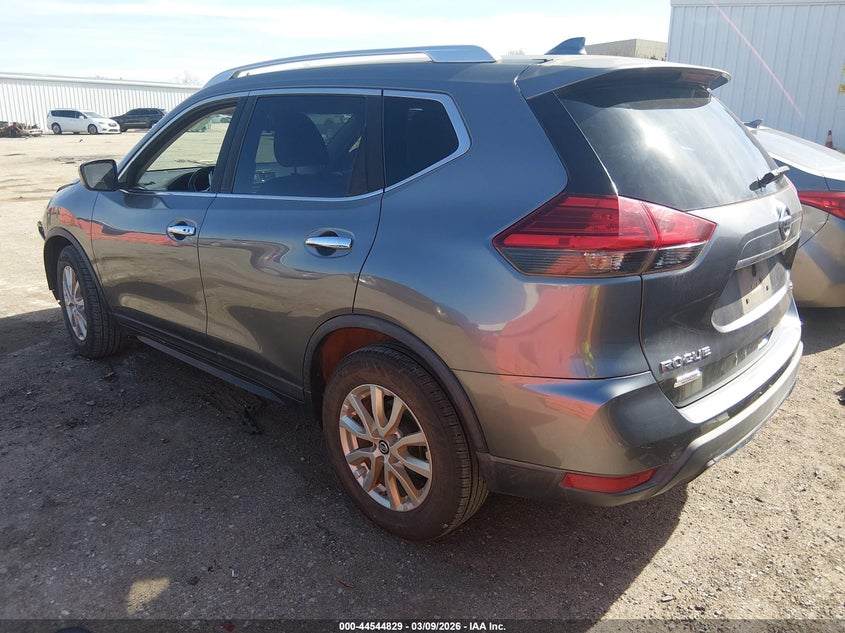 2017 Nissan Rogue Sv