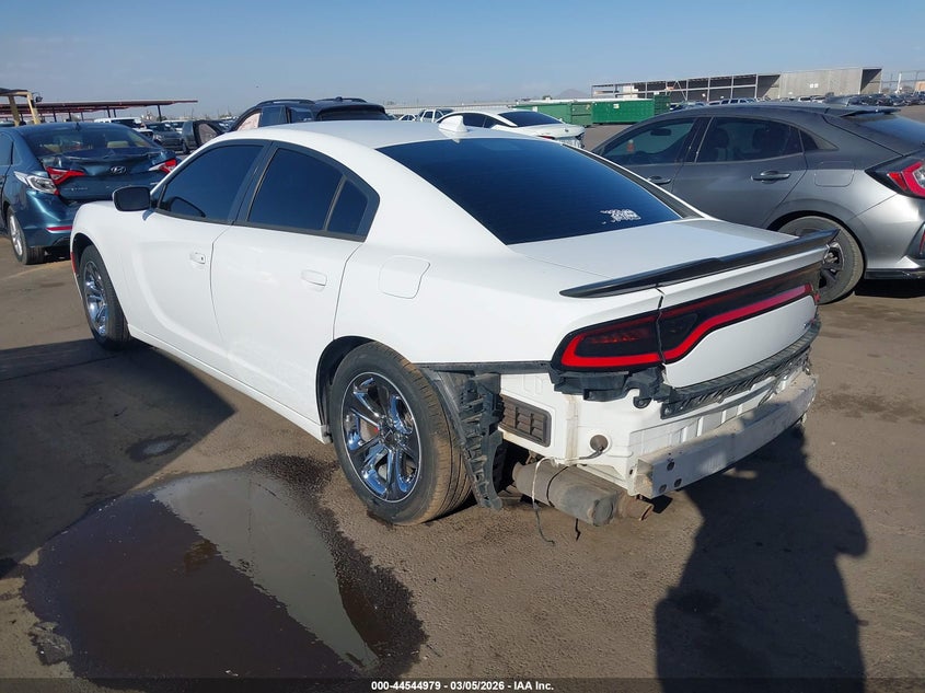 2016 Dodge Charger Sxt