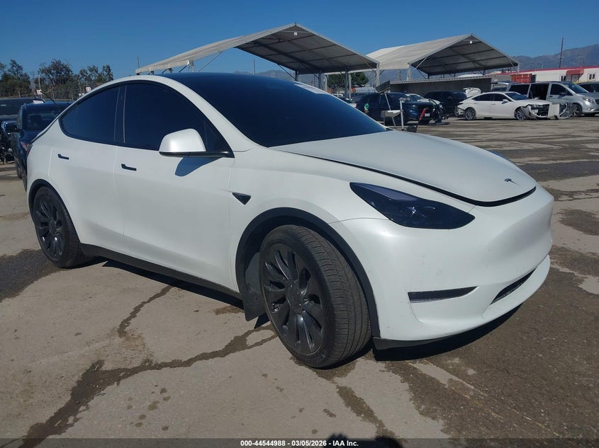 2022 Tesla Model Y Performance Dual Motor All-Wheel Drive