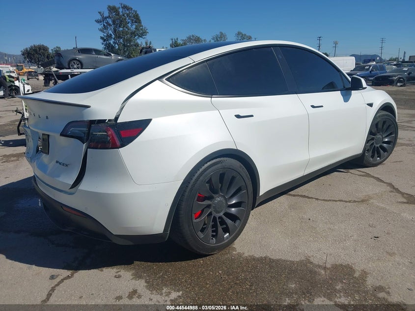 2022 Tesla Model Y Performance Dual Motor All-Wheel Drive