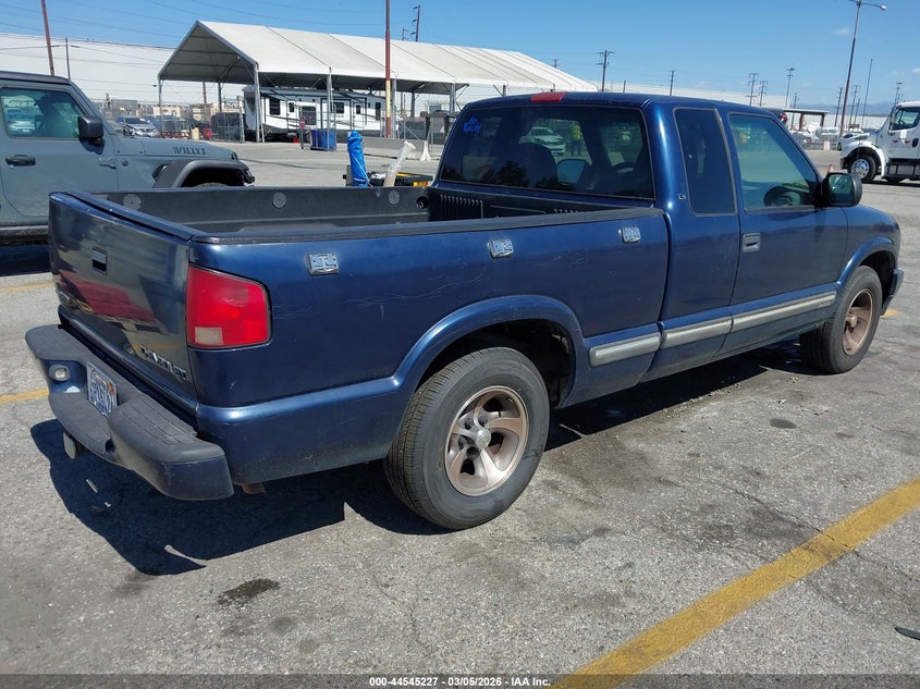 2001 Chevrolet S-10 Ls