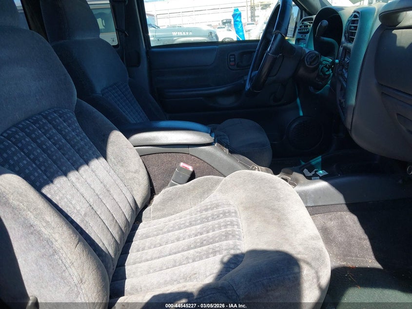 2001 Chevrolet S-10 Ls