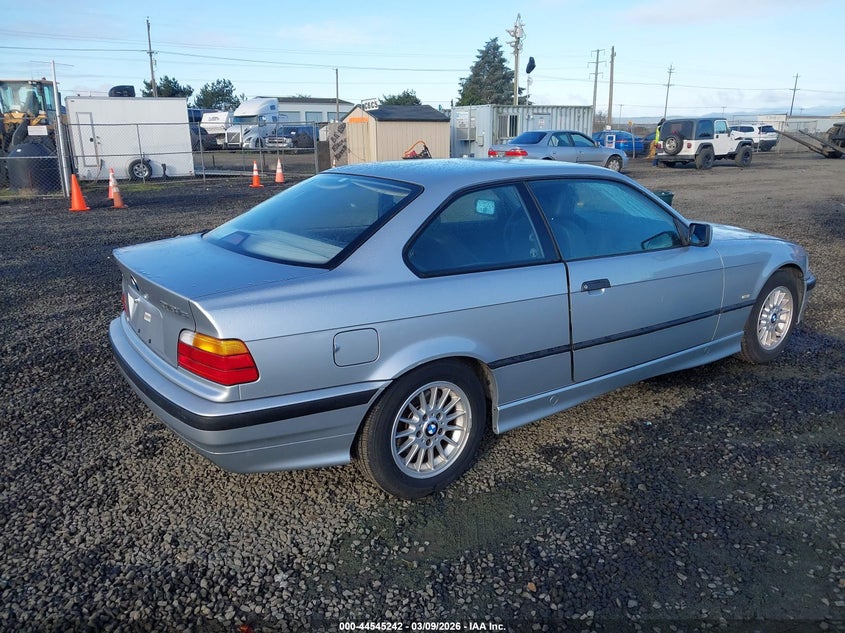 1997 BMW 318Is