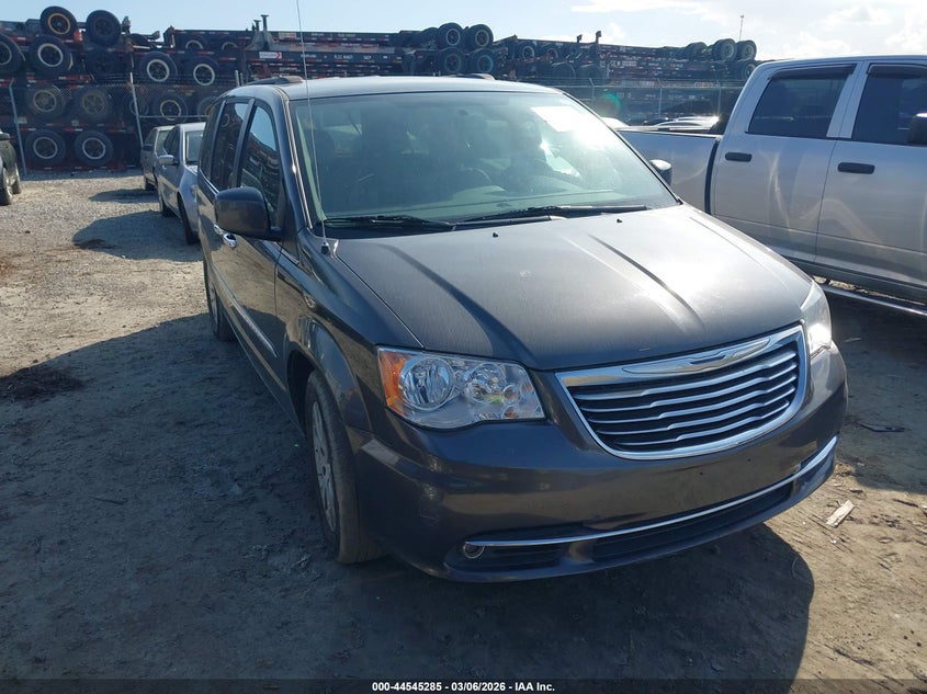 2015 Chrysler Town & Country Touring