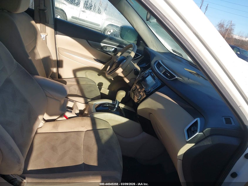 2015 Nissan Rogue Sv - 5