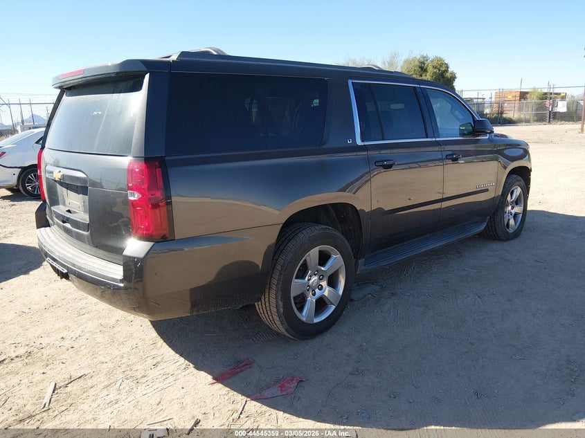2017 CHEVROLET SUBURBAN auction photo 4