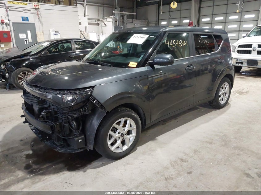 2023 Kia Soul Lx