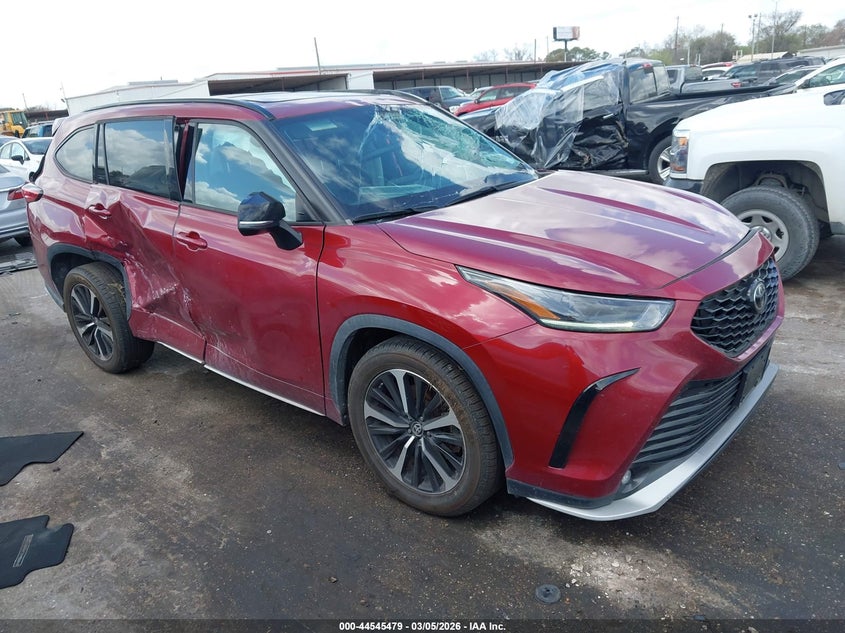 2022 Toyota Highlander Xse