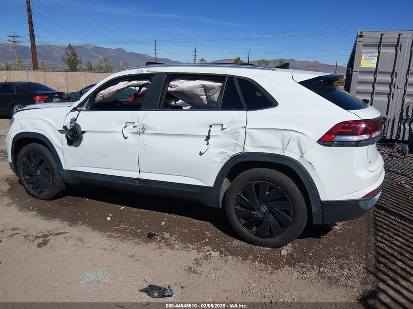 2024 Volkswagen Atlas Cross Sport 2.0T Se W/Technology VIN: 1V2KE2CA1RC237004 Lot: 44545510
