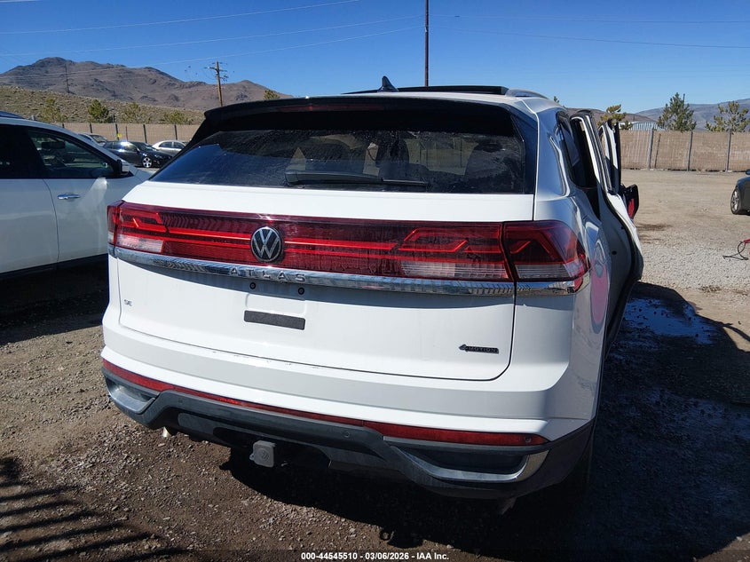 2024 Volkswagen Atlas Cross Sport 2.0T Se W/Technology VIN: 1V2KE2CA1RC237004 Lot: 44545510