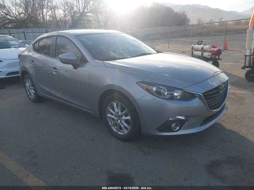 JM1BM1U7XG1301857 MAZDA MAZDA3 Photo 1