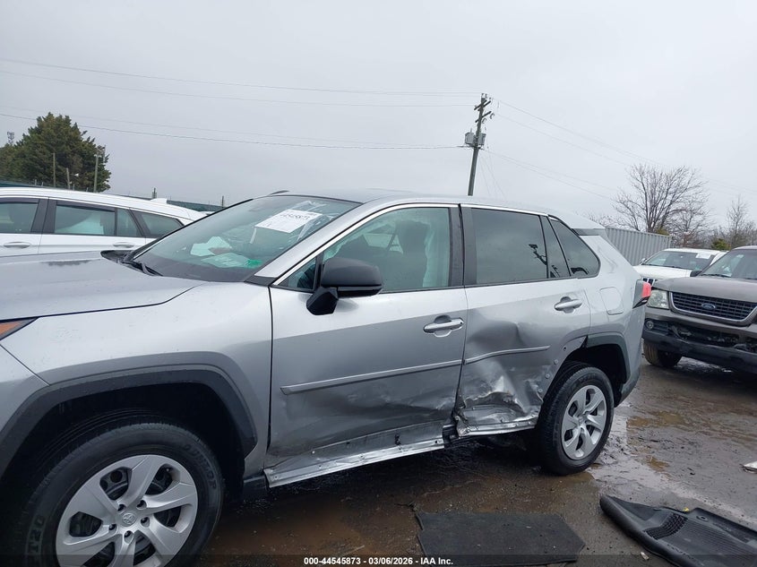 VIN 2T3F1RFV8NC300937 2022 TOYOTA RAV4 LE