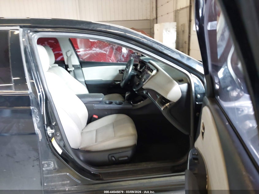 2014 Toyota Avalon Xle