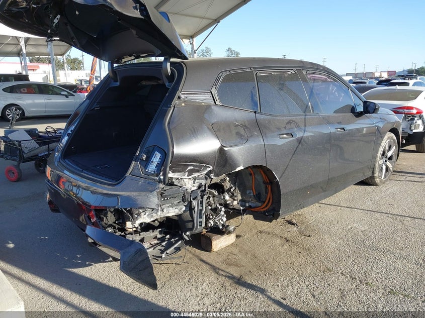 Vin: wb523cf01sct07778, lot: 45042862, bmw ix xdrive50 20254