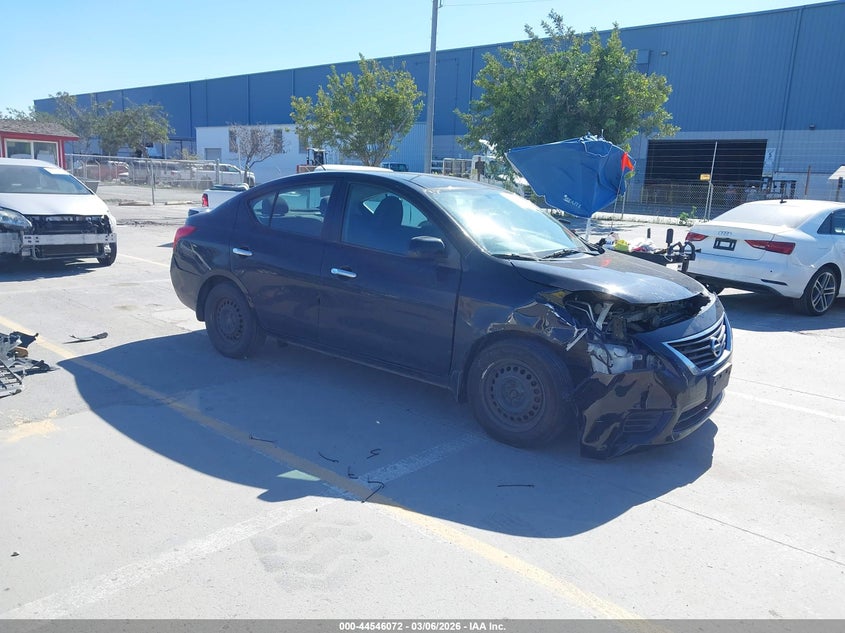 2014 Nissan Versa 1.6 Sv