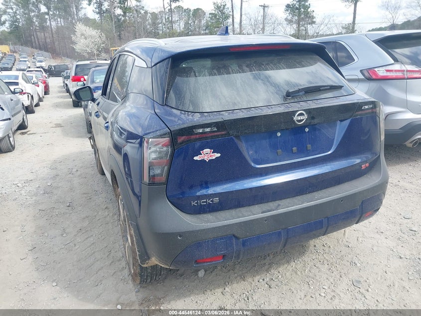 2025 Nissan Kicks Sr Fwd