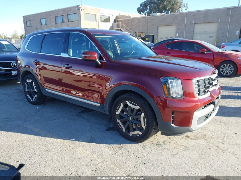 2023 Kia Telluride S