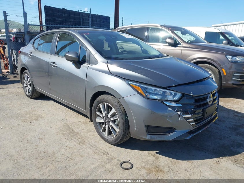 2025 Nissan Versa 1.6 Sv