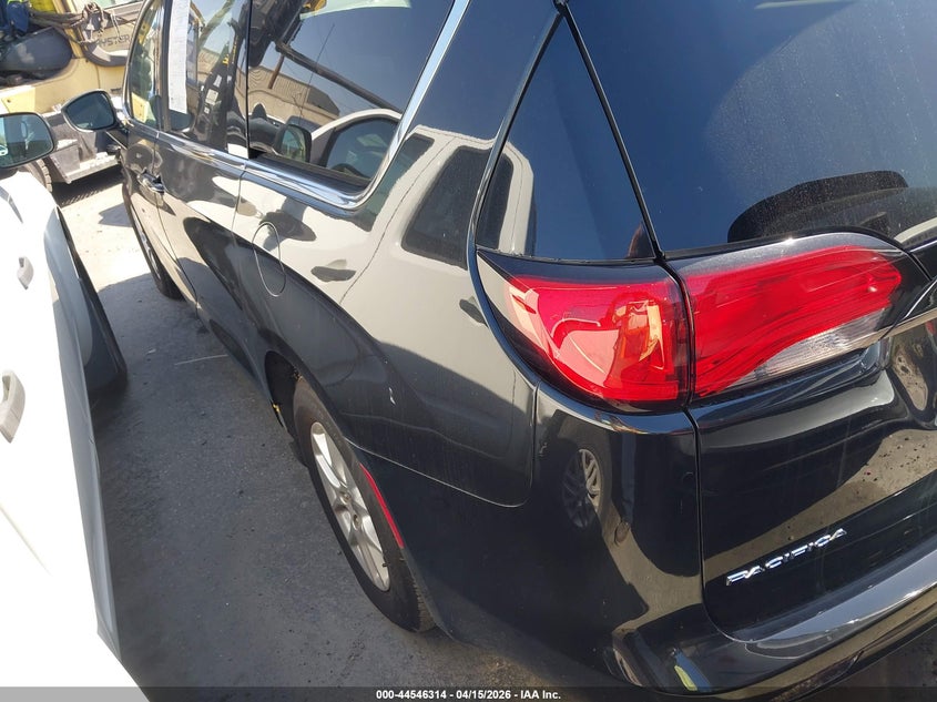 2017 Chrysler Pacifica Touring
