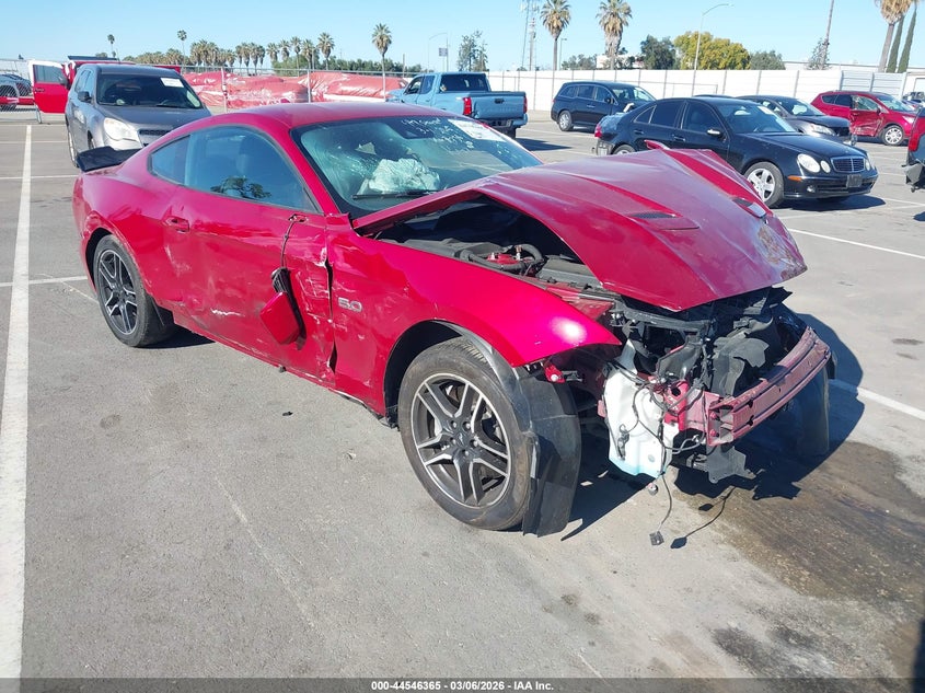 1FA6P8CFXM5157358 FORD MUSTANG Photo 1