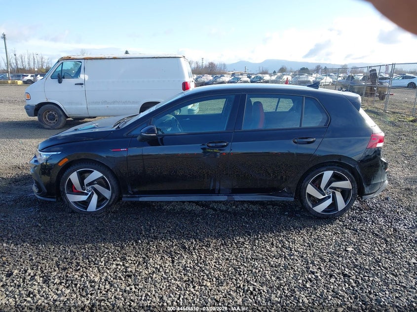 AtlanticExpress - Volkswagen Golf