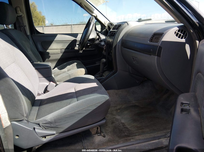 2004 Nissan Frontier Xe-V6