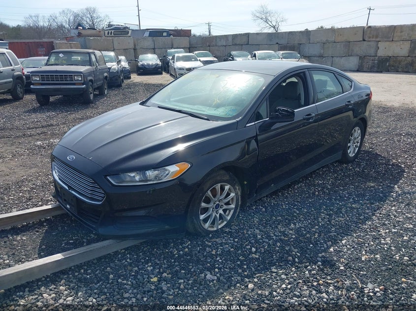Vin: 1fa6p0g77f5130884, lot: 45043386, ford fusion s 20152