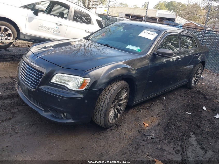2013 Chrysler 300C John Varvatos Limited Edition