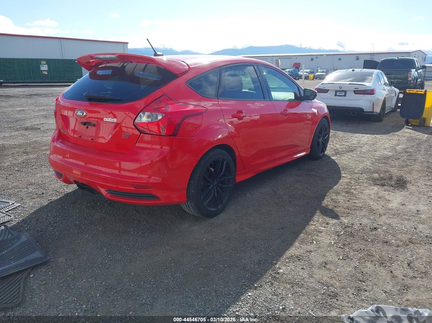 2014 Ford Focus St