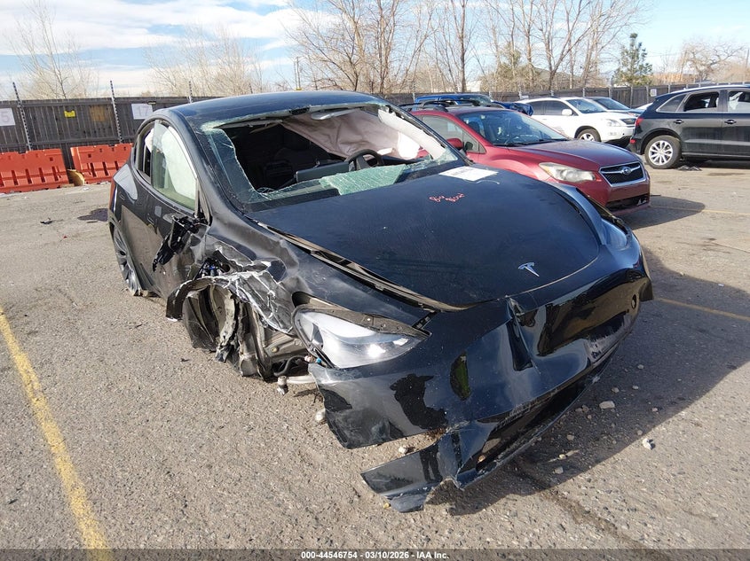 2025 Tesla Model Y Performance Dual Motor All-Wheel Drive