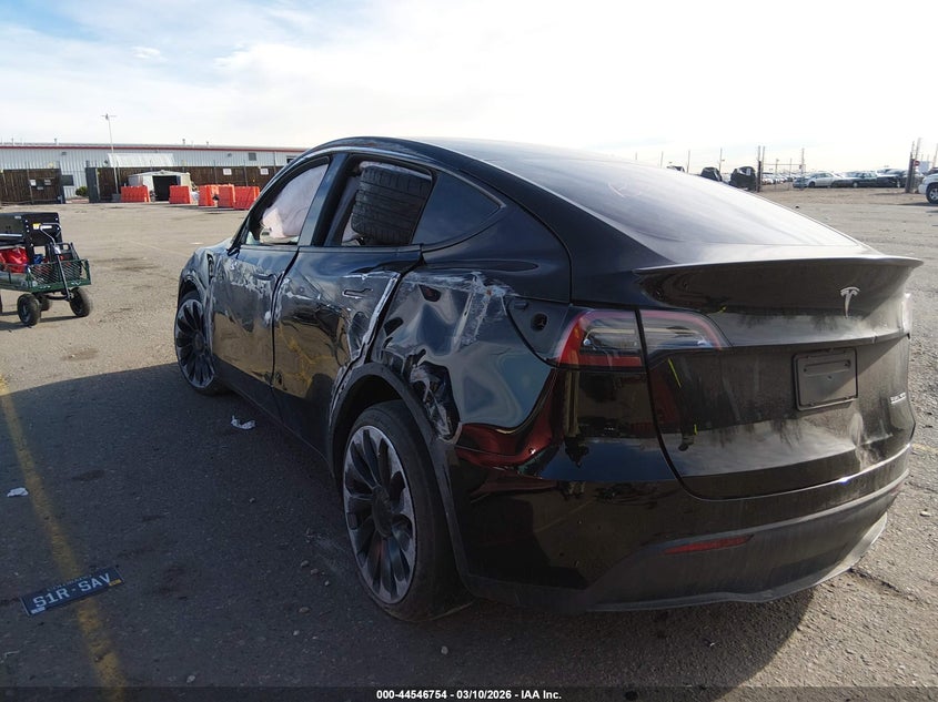 2025 Tesla Model Y Performance Dual Motor All-Wheel Drive