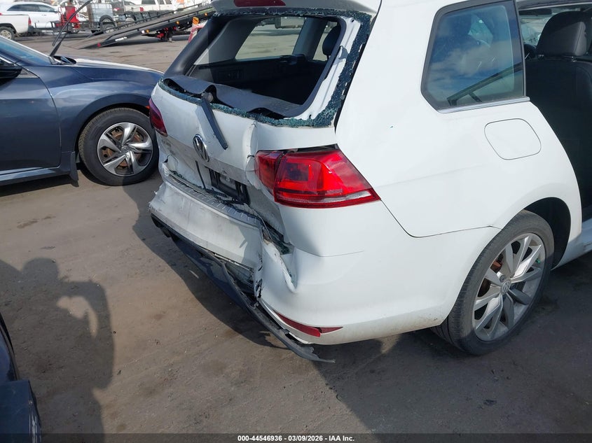 2015 Volkswagen Golf Sportwagen Tsi Se 4-Door VIN: 3VWC17AU4FM509886 Lot: 44546936