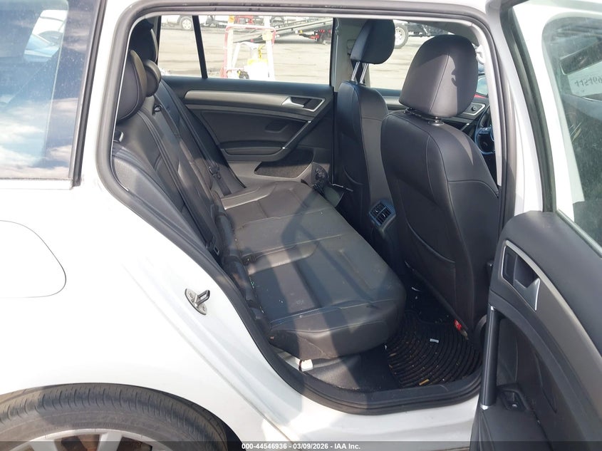 2015 Volkswagen Golf Sportwagen Tsi Se 4-Door VIN: 3VWC17AU4FM509886 Lot: 44546936