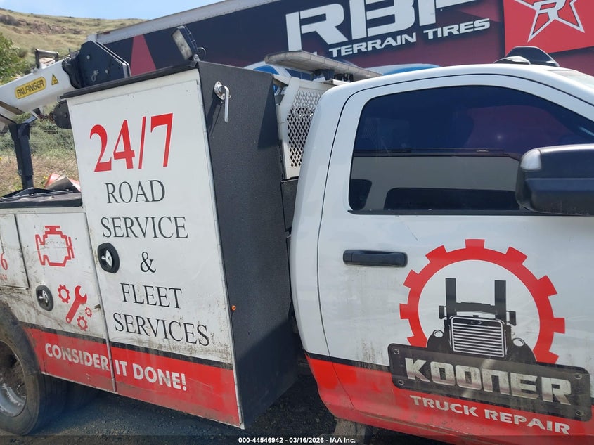 2022 Ram 5500 Chassis Tradesman/Slt VIN: 3C7WRNBL7NG137611 Lot: 44546942