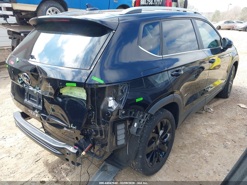 2022 Volkswagen Taos 1.5T Se