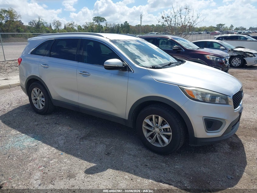 2016 KIA SORENTO 2.4L LX