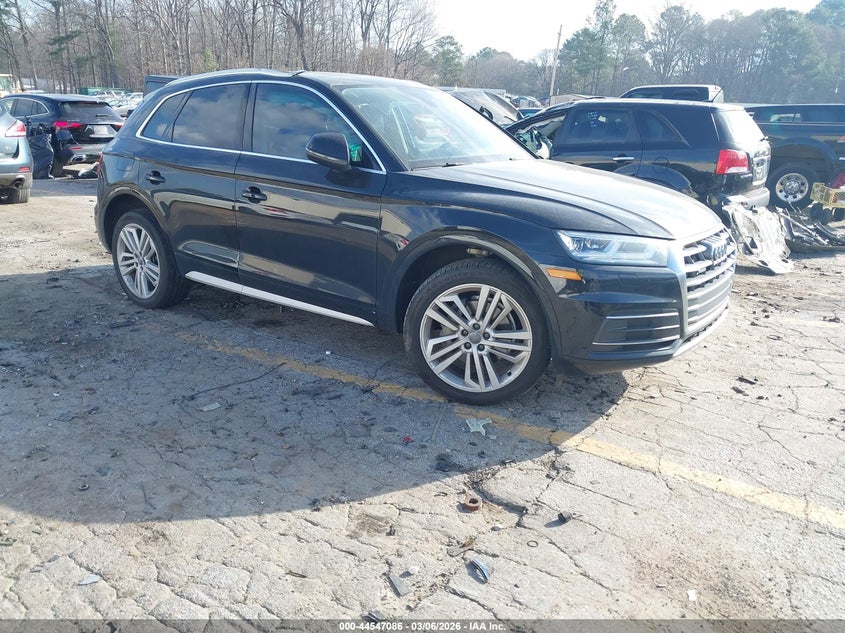 2018 Audi Q5 2.0T Premium/2.0T Tech Premium