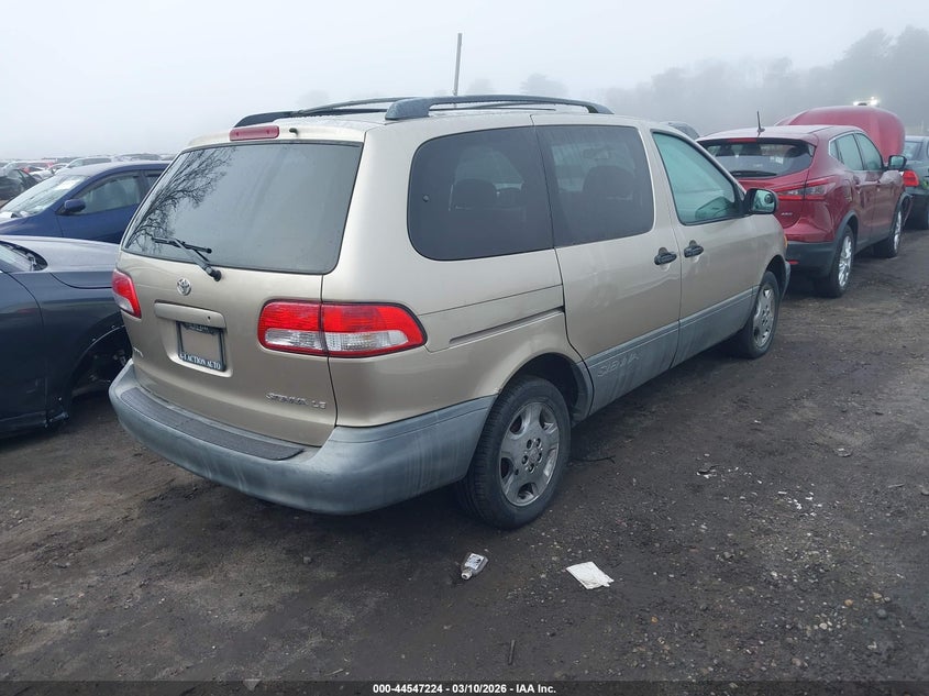 2001 Toyota Sienna Le