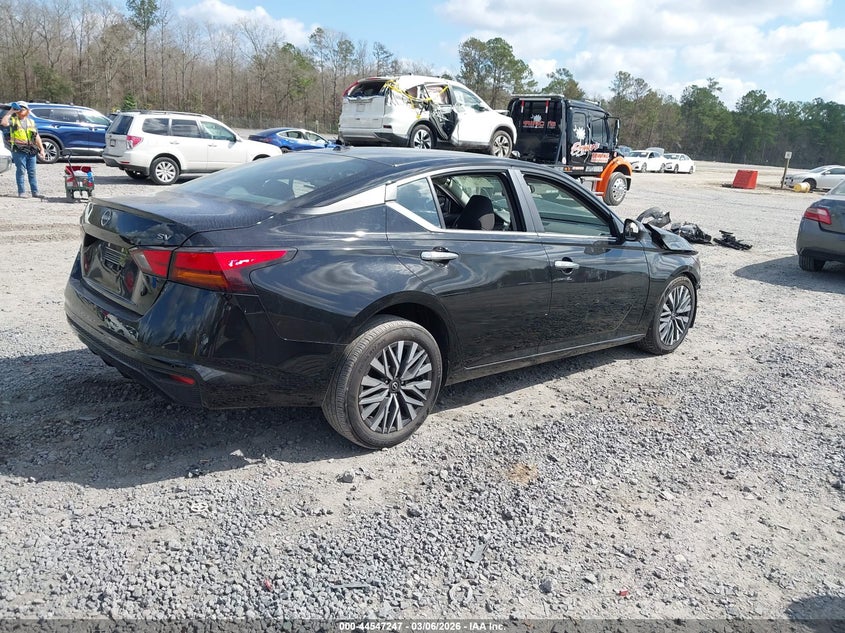 2024 Nissan Altima Sv Fwd