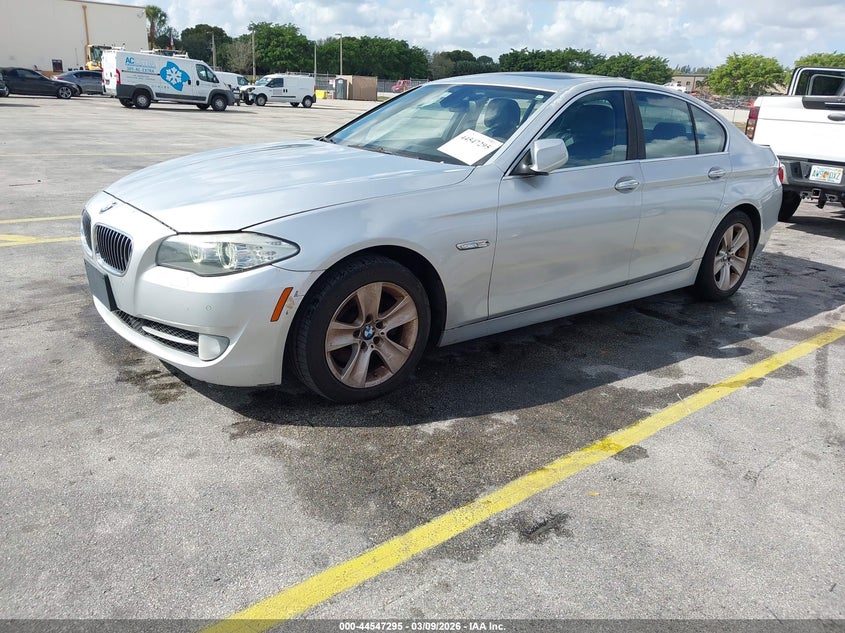 2012 BMW 528I