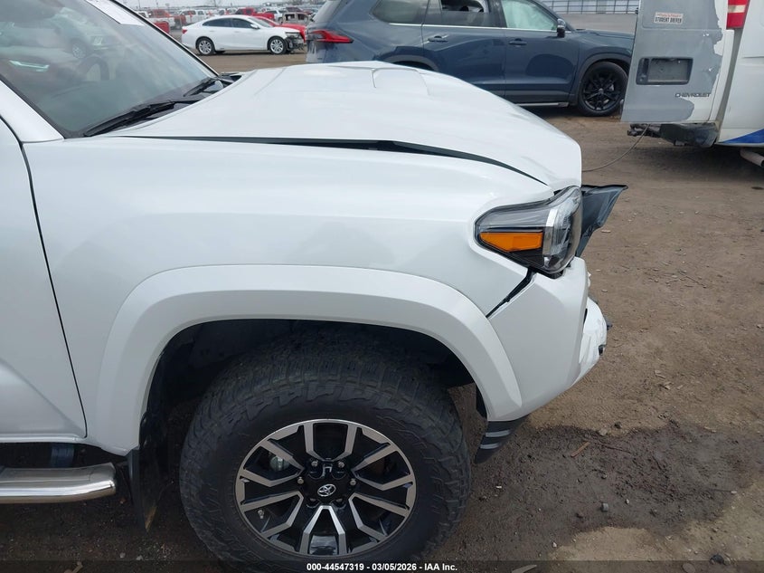 VIN 3TYCZ5AN0MT008486 2021 TOYOTA TACOMA TRD SPORT