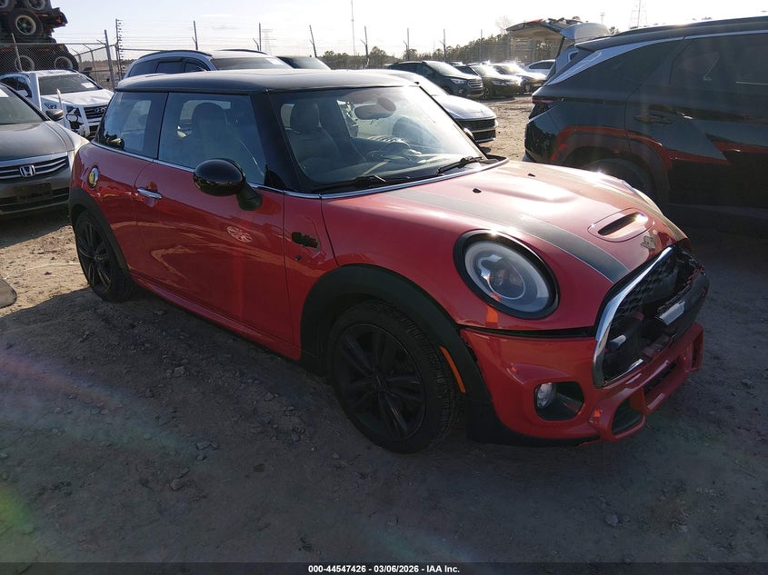 WMWXP7C52F2A41639 MINI HARDTOP Photo 1